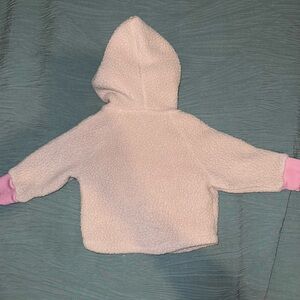 Excellent condition. Patagonia Sherpa 6-12 months